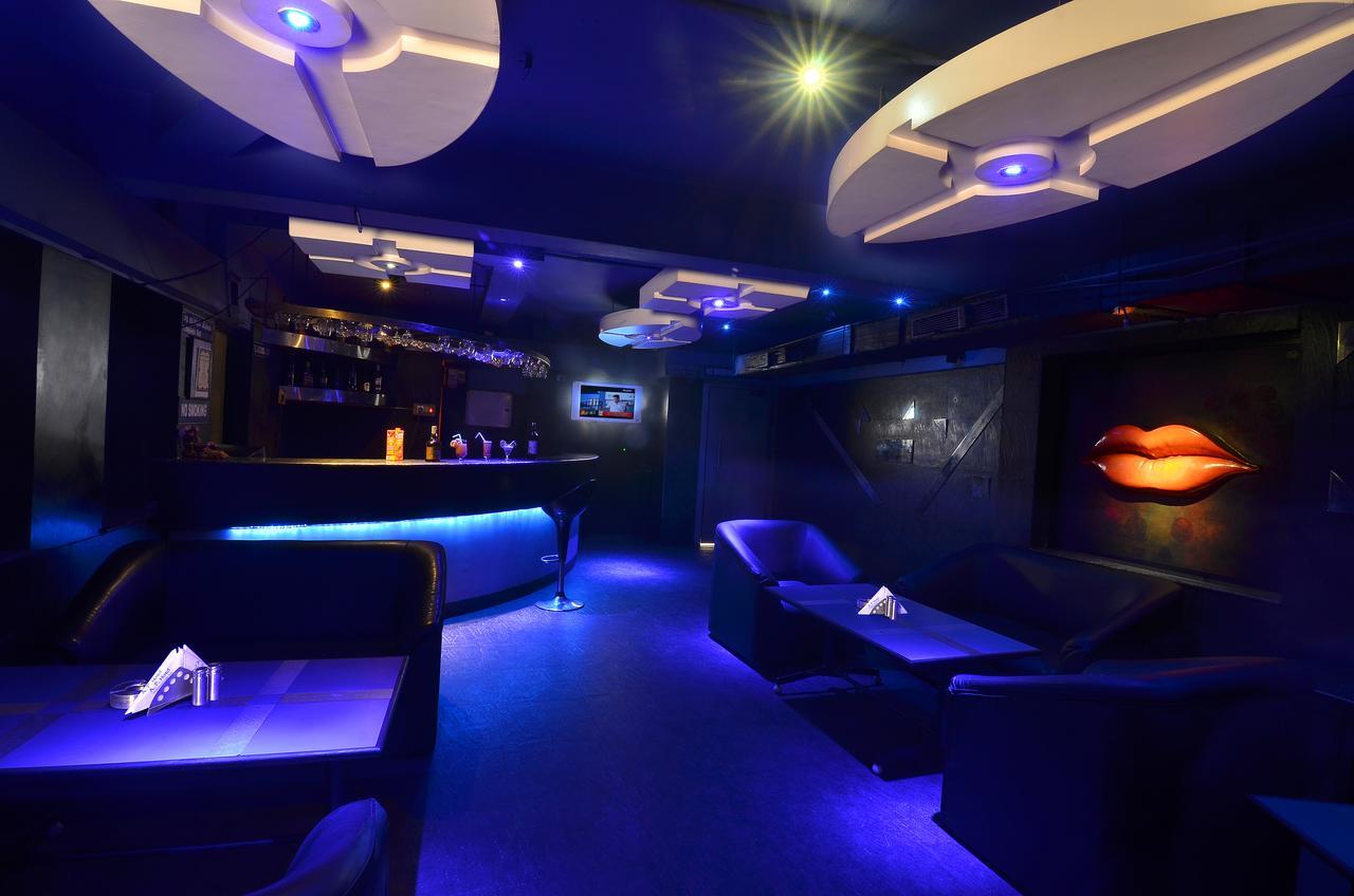Hotel A P 코임바토르 외부 사진